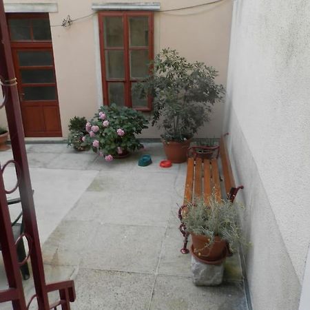 Vintage Pula Apartment Exterior foto