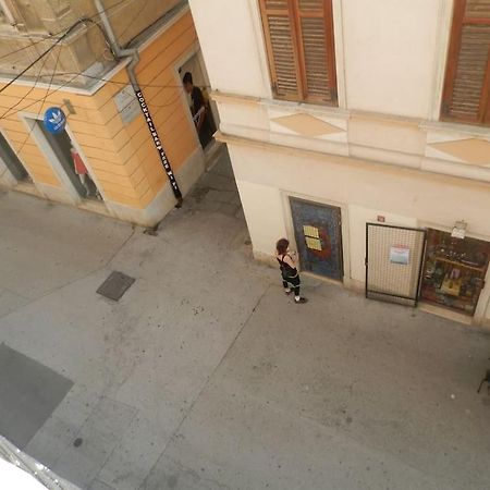 Vintage Pula Apartment Exterior foto